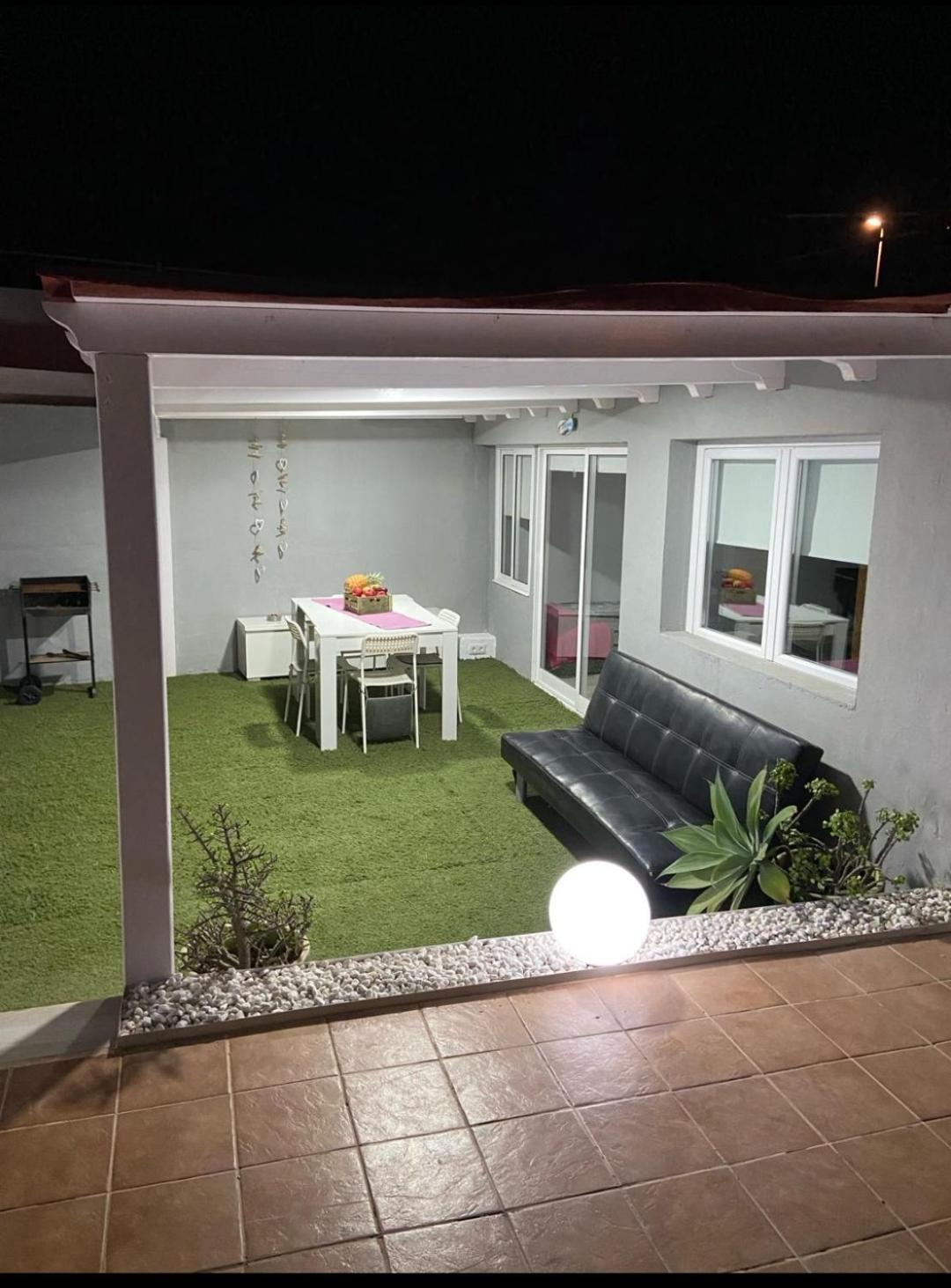 Ferienwohnung Casina - Relax View & Pool Caleta De Fuste Exterior foto